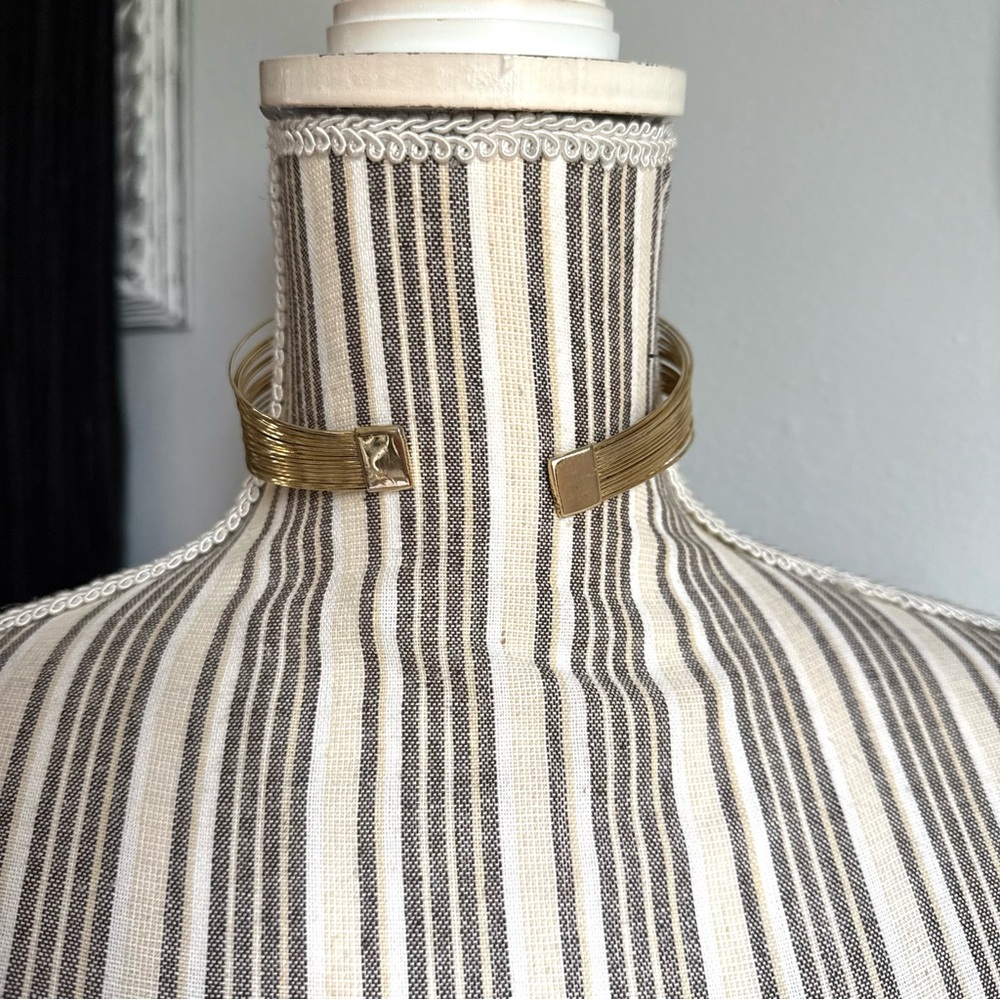 Vintage Multi-Strand Gold Tone Torque Necklace Choker - Picture 5 of 5